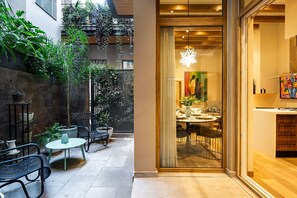 Departamento Deluxe, 2 habitaciones, 2 baños, planta baja | Terraza o patio