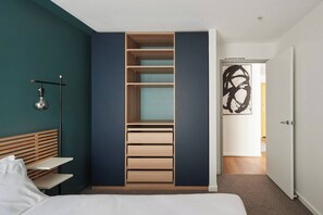 1 Schlafzimmer, Schreibtisch, Bügeleisen/Bügelbrett, WLAN