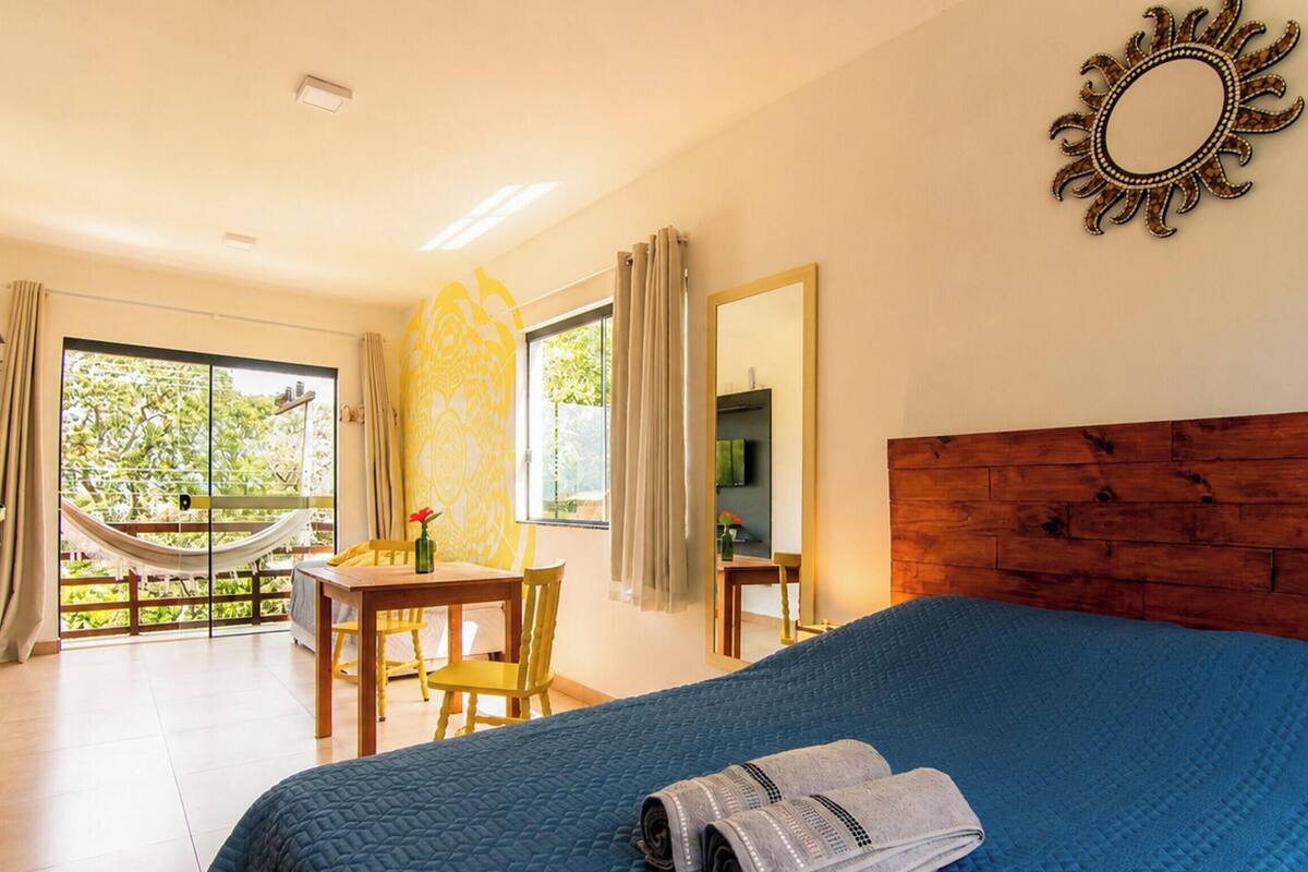 Flat 3|4 - Lugar ao Sol - Flats c/ Cozinha no Rosa | 1 bedroom, Egyptian cotton sheets, premium bedding, desk