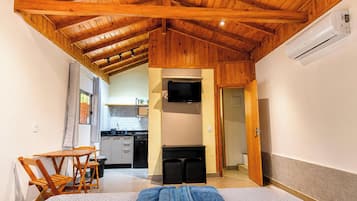 Chalé 7 - Lugar ao Sol - Flats c/ Cozinha no Rosa | Living area