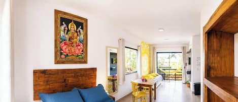 Flat 1|2 - Lugar ao Sol - Flats c/ Cozinha no Rosa | 1 bedroom, Egyptian cotton sheets, premium bedding, desk