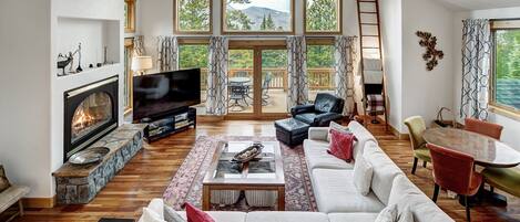 Smart TV, fireplace, foosball