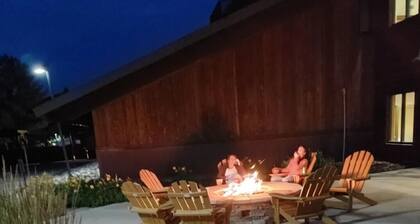 Comfy and Convenient Park City Condo