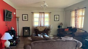 Smart TV - 🏝️ TAG Paradise Vacation Home | 1BR • A/C • Free Wi-Fi • Near Mero Beach (Roseau)