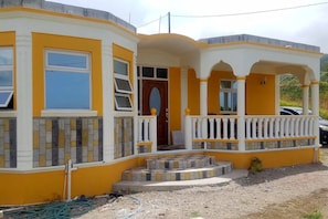 Exterior - DA Paradise Inn - Mountain top tranquility (Roseau)