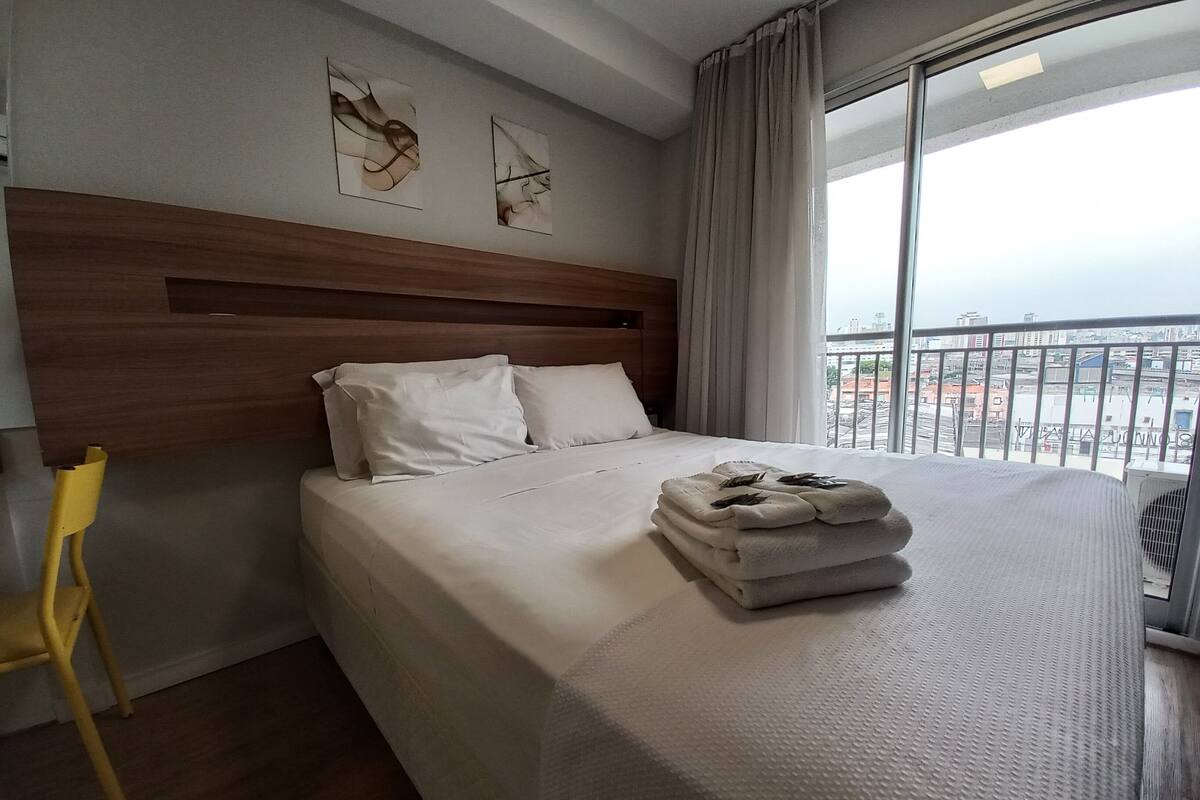 Decoración personalizada, muebles diferentes y wifi gratis