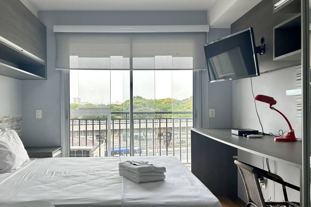 Decoración personalizada, muebles diferentes y wifi gratis
