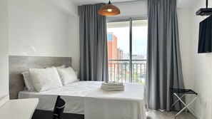 Estudio superior | Decoración individual, mobiliario individual, wifi gratis