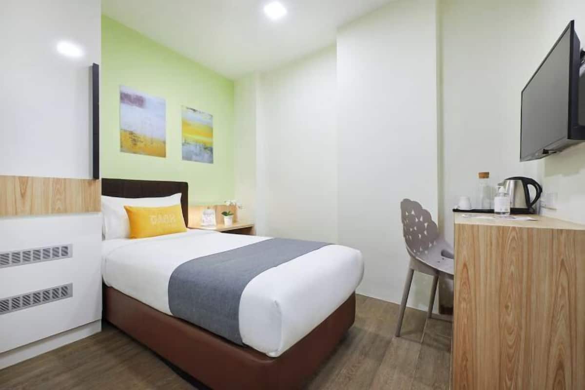 In-room safe, desk, free WiFi, bed sheets