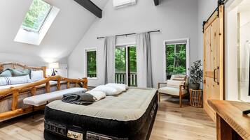 4 bedrooms, WiFi, bed sheets