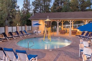 Pool - 1 Bedroom Deluxe Condo, Sleeps 4, Kitchen, Skiing, Wyndham Flagstaff Resort!! (Flagstaff)