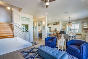 تلفزيون ذكي، مشغل دي في دي، تنس طاولة، كُتُب