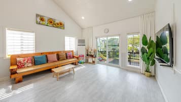 Basic Room, 4 Bedrooms (Private Poolvilla 1F+2F) | 4 bedrooms, free WiFi