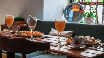 Esmorzar diari a la carta (de pagament)