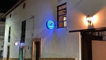 واجهة المنشأة