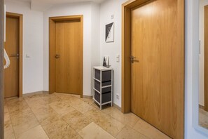 Interior - Apartment 'Am Salinensee' with Balcony and Wi-Fi (Bad Dürrheim)