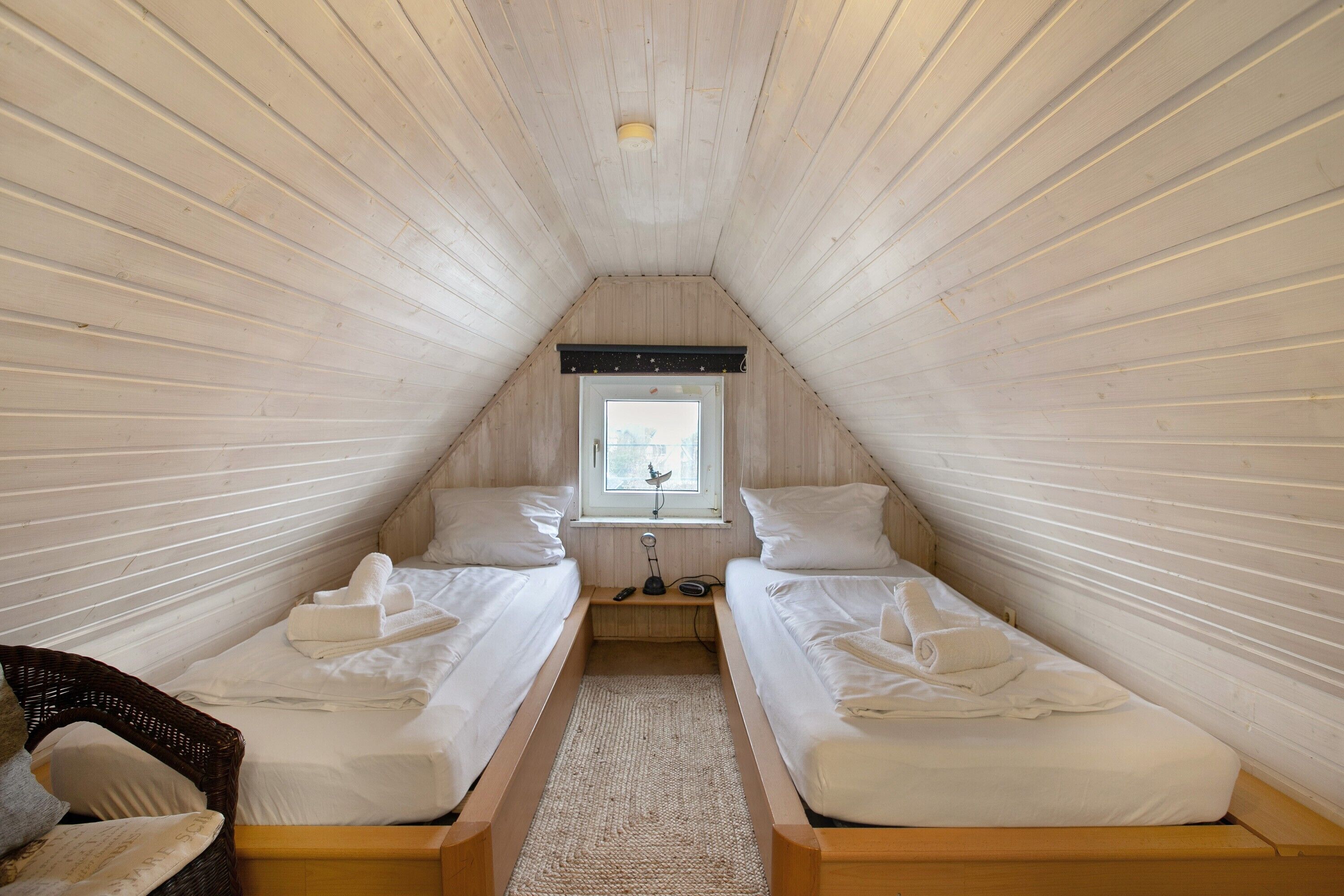 2 slaapkamers, een strijkplank/strijkijzer, gratis wifi, beddengoed