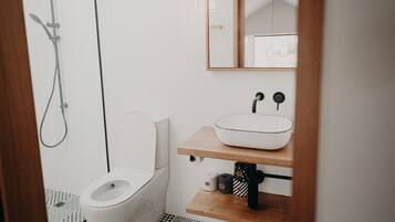 Douche, articles de toilette écologiques, sÚche-cheveux