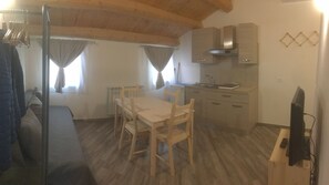 Interior - Apt. Attic in historic center nestled between the island's calli and the lagoon (Chioggia)