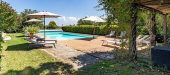 Amazing Villa Near The Lake With Pool, Castiglione del Lago, Italy