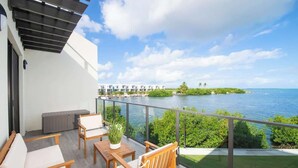 Terrace/patio - Waterfront 3BR/3BA Condo with Pool – Allure #22 (Grand Harbour)