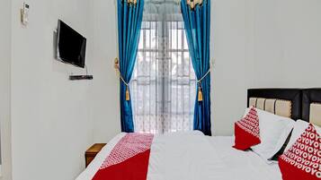 Habitación doble Deluxe | Escritorio, espacio para trabajar con laptop y wifi gratis