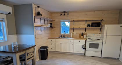 Modern 1br in downtown Biddeford
