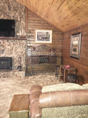 Interior - Cozy Country Home 3BR 3BA, 3200 sq. ft. will make your stay truly unforgettable! (Lufkin)