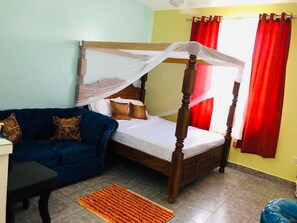 1 bedroom, iron/ironing board, WiFi, bed sheets