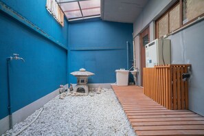 Deluxe Villa | Courtyard view