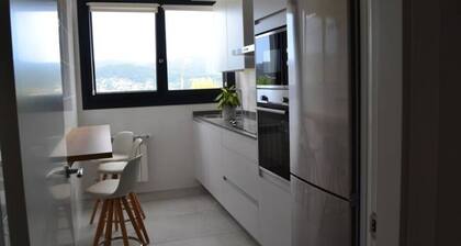 Apartamento Nuevo en Ferrol, con Vistas y Garaje