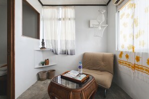 单人房-附共用卫浴 | 遮光窗帘、隔音、免费 WiFi、床单