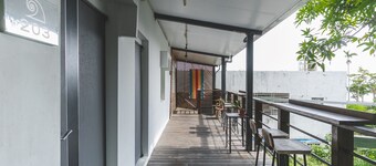 LowPressure restaurant & surf guesthouse