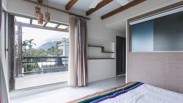 Double room with sea view | Blackout curtains, soundproofing, free WiFi, bed sheets