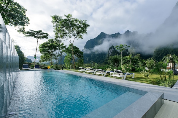 2 outdoor pools, sun loungers