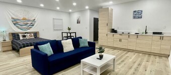 Modern Studio Near PTI Airport