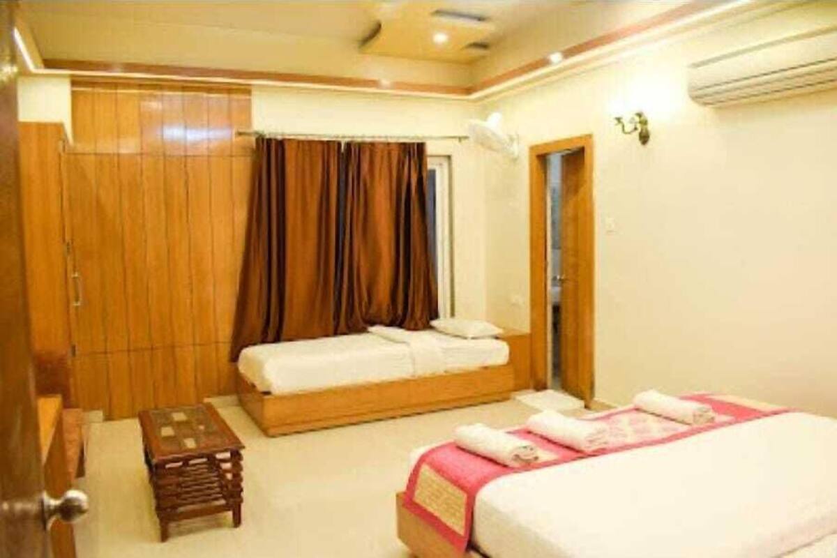 Superior Triple Room | 1 bedroom, soundproofing, free WiFi
