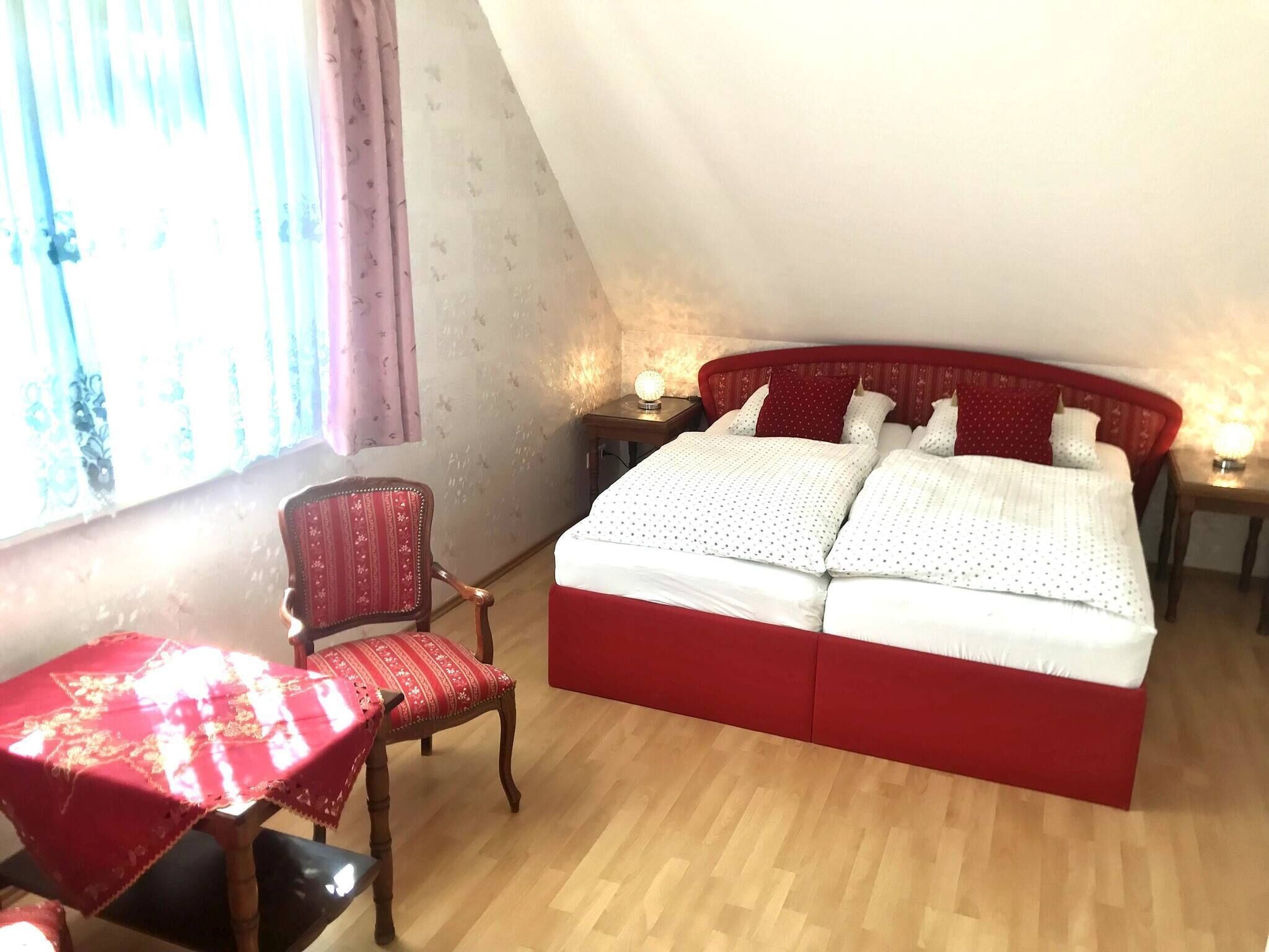 1 bedroom, soundproofing