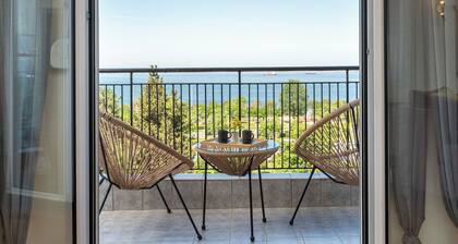 Houseloft Seaside Getaway