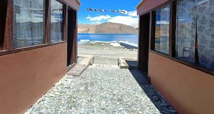 Native Retreat Cottage Pangong Ladakh UT