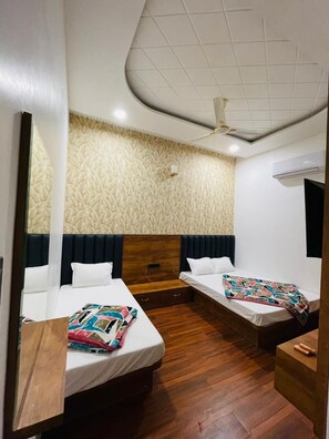 Habitación triple Deluxe | Wifi gratis 