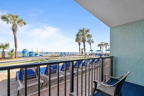 Property grounds - Sun, Sand and Views: Jr. Cabana Suite 1st Floor (Myrtle Beach)