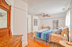4 habitaciones, escritorio, tabla de planchar con plancha y wifi gratis
