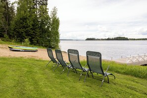 Privat strand, kajakkpadling og roing