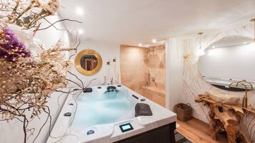 Jetted bath, hair dryer, towels, soap