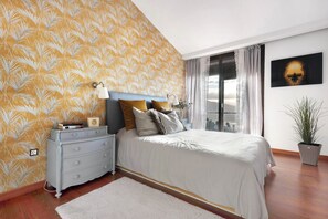 4 camere, ferro/asse da stiro, Wi-Fi gratuito, lenzuola