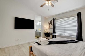 4 bedrooms, iron/ironing board, travel cot, WiFi