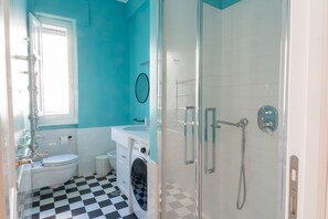 Hair dryer, towels, soap, toilet paper - Mirabella House (Roma)