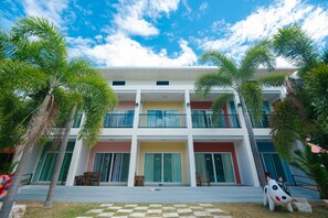 Exterior - Reuan Chom Dao Resort (Chom Bueng)