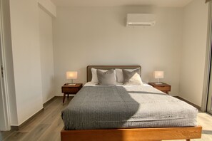 Apartamento de lujo | 1 dormitorio, caja fuerte, cortinas opacas y sistema de insonorización
